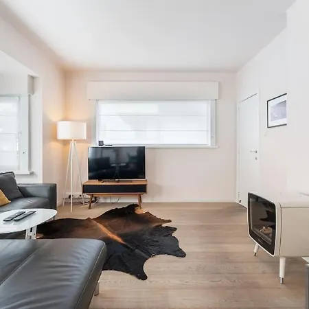 Darragh Met Duinenzicht