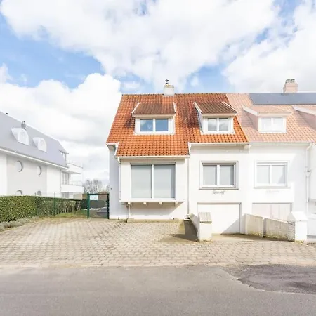 Darragh Met Duinenzicht *